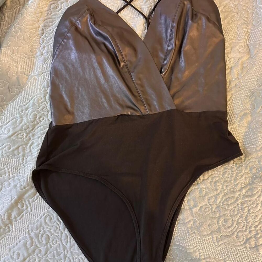 Fashion-to-figure Women's Black and Brown Bodysuit